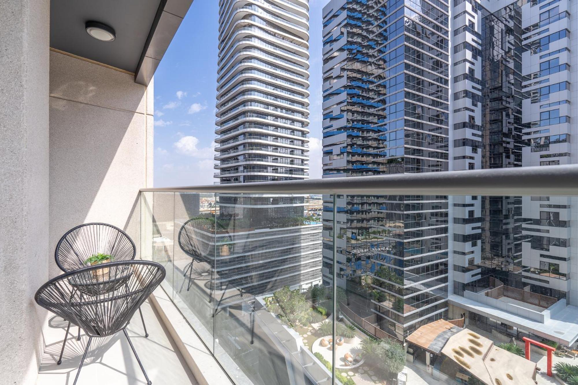 Heaven Crest Vacation Homes Downtown - Studio And 1 Bedroom Suites 2 Minute Walk To Dubai Mall And Burj Khalifa Eksteriør bilde