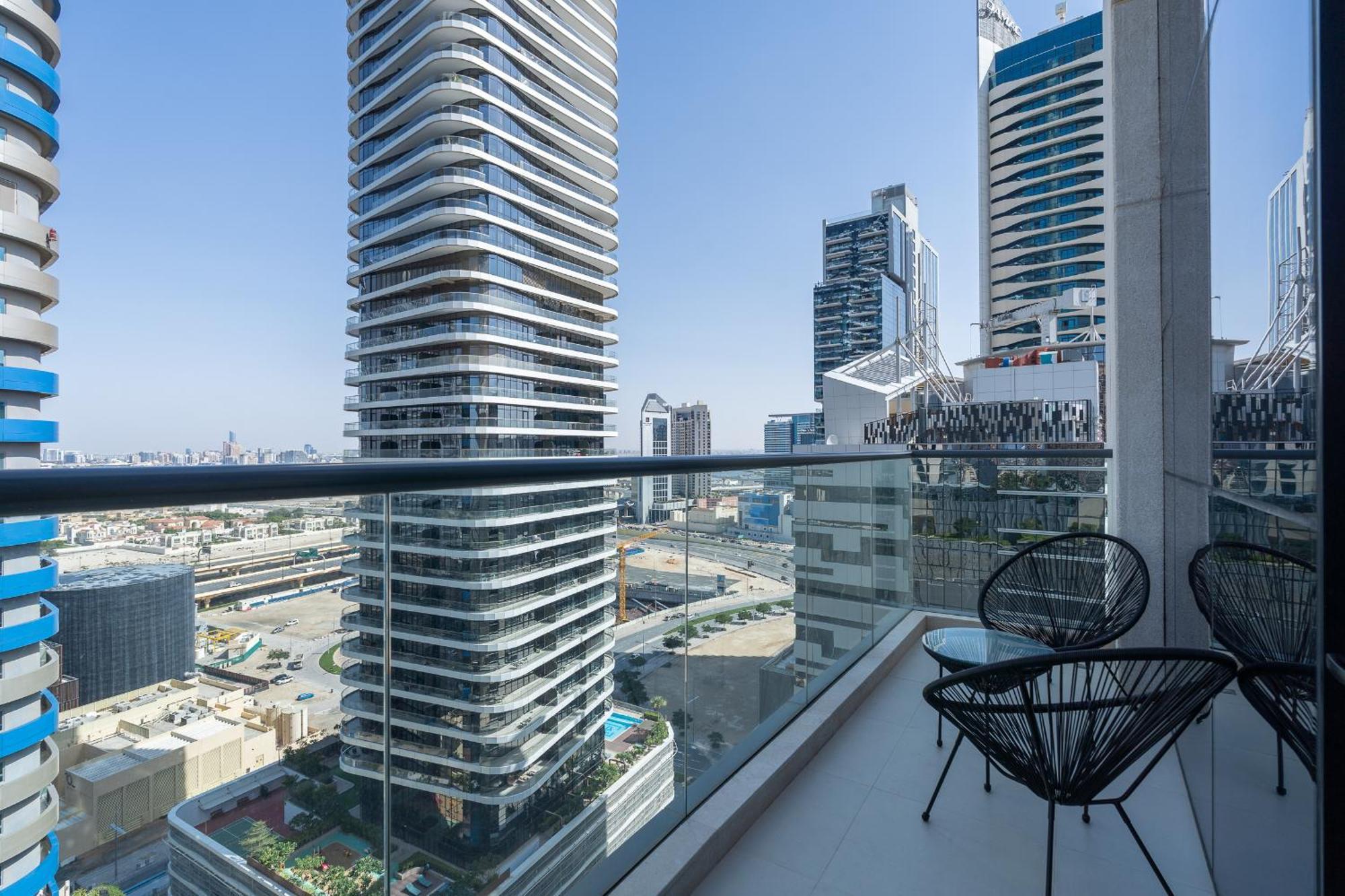 Heaven Crest Vacation Homes Downtown - Studio And 1 Bedroom Suites 2 Minute Walk To Dubai Mall And Burj Khalifa Eksteriør bilde