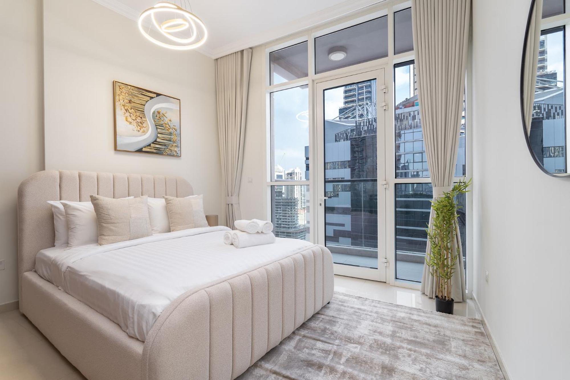 Heaven Crest Vacation Homes Downtown - Studio And 1 Bedroom Suites 2 Minute Walk To Dubai Mall And Burj Khalifa Eksteriør bilde