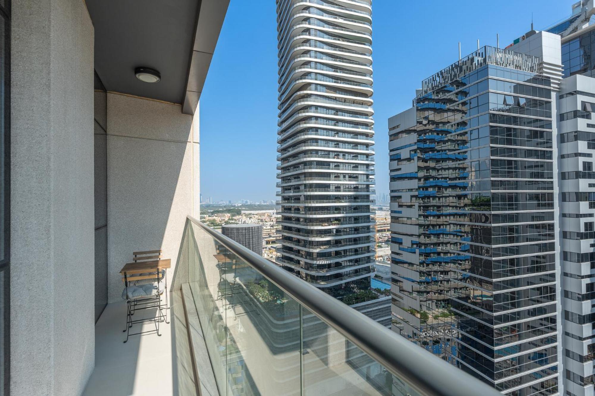 Heaven Crest Vacation Homes Downtown - Studio And 1 Bedroom Suites 2 Minute Walk To Dubai Mall And Burj Khalifa Eksteriør bilde